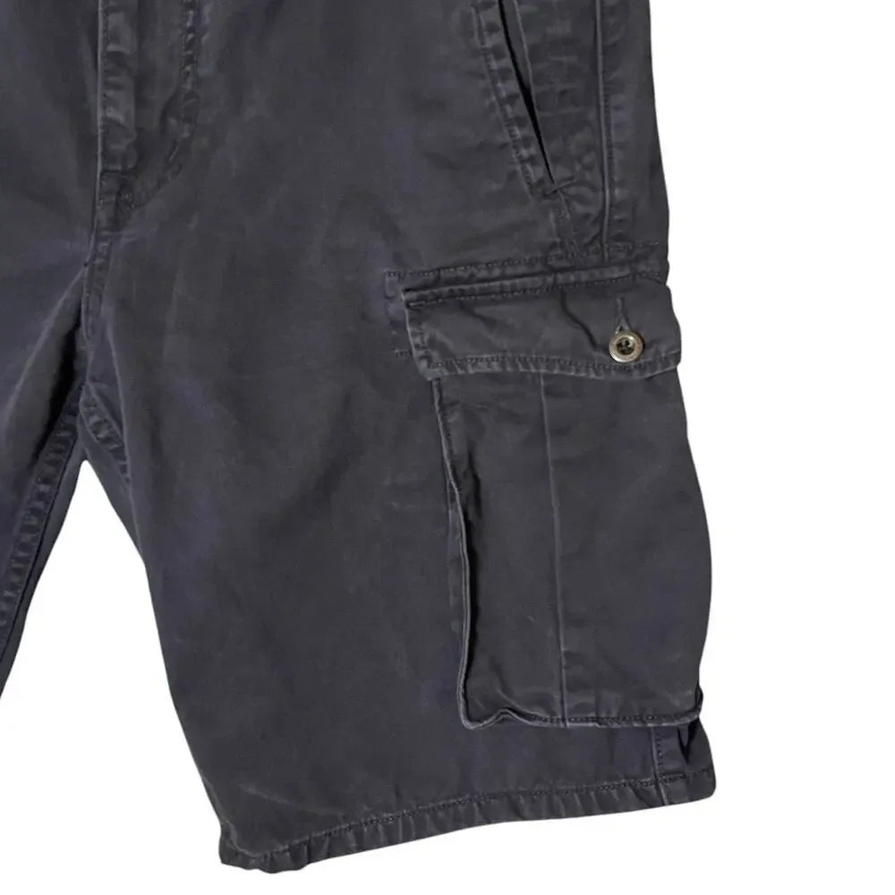 Y2K Levi's Mens Size 32 Cargo Shorts Faded Black Baggy Utility Streetwear